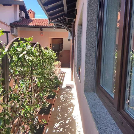 Apartment Jasmine Malpensa & Busto Center *