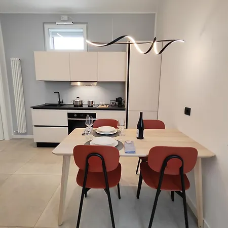 Apartment Jasmine Malpensa & Busto Center *